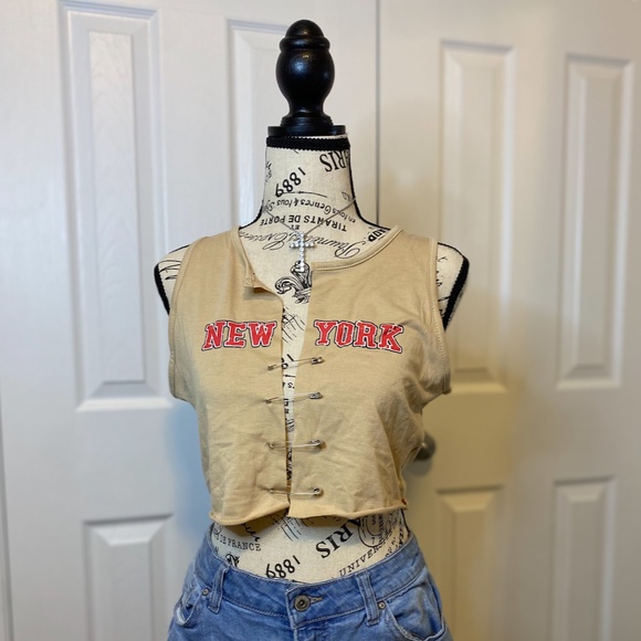 NEW YORK CROP TOP - Picture 2 of 4